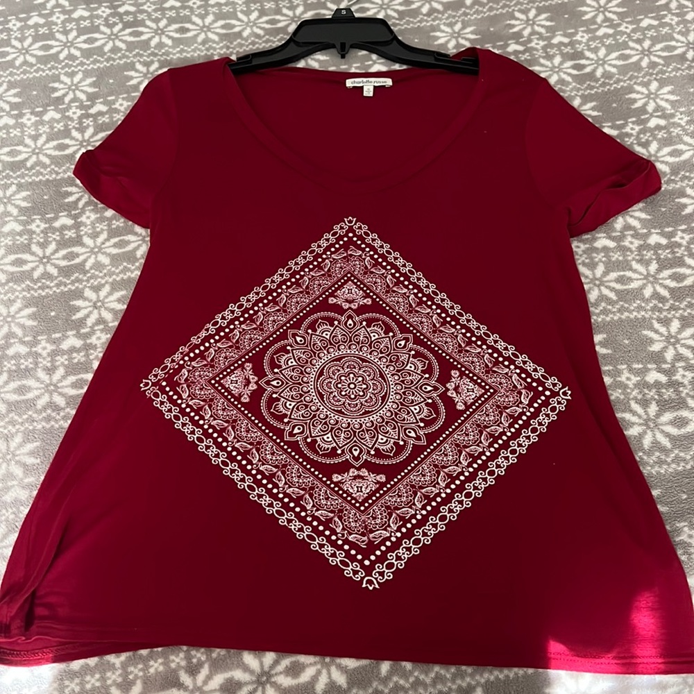 Red tee
